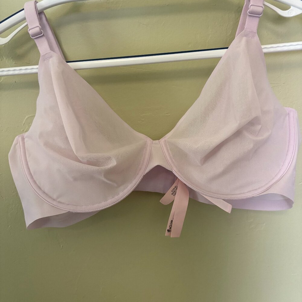 Victoria's Secrect Shapewear Bra, Delicate Violet color
